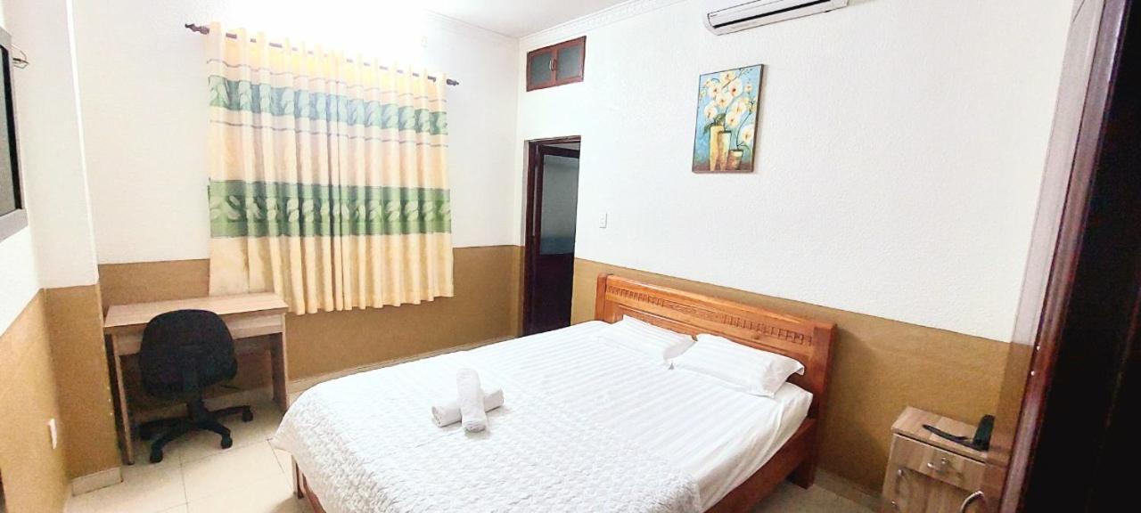 Hotel Khach San Huong Quynh Ciudad Ho Chi Minh  Exterior foto